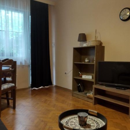 Appartamento Prekrasen Apartament V Burgas Esterno foto