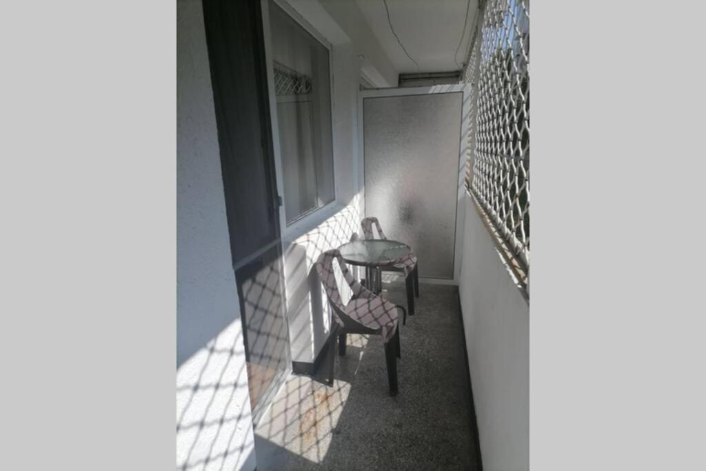 Appartamento Prekrasen Apartament V Burgas Esterno foto